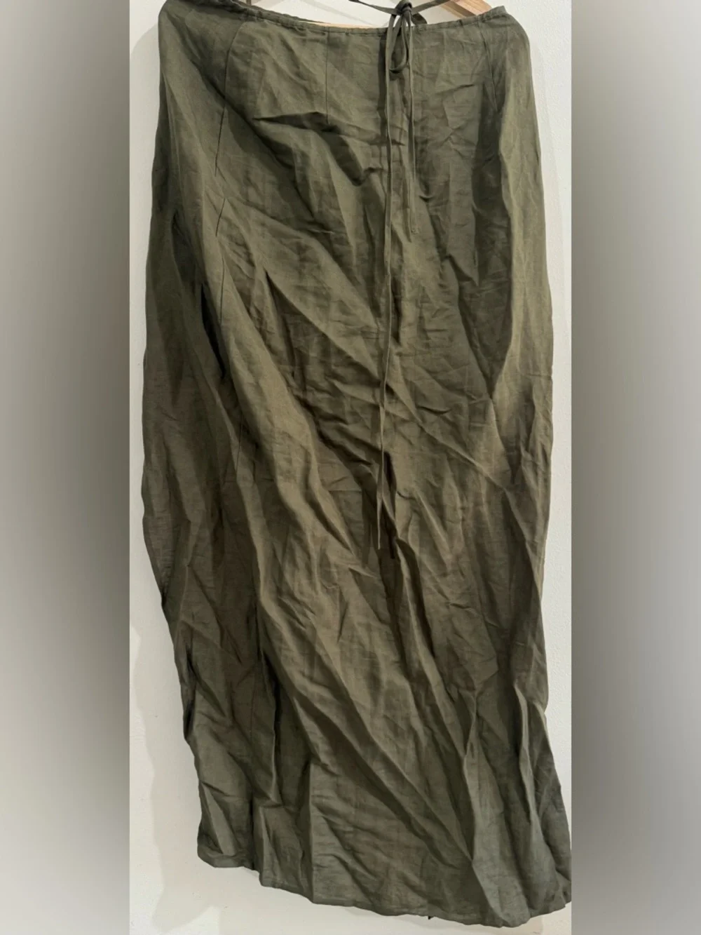Meshki Olive Linen Men's Relaxed Trousers